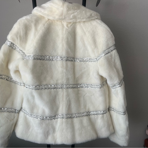 MetroStyle Faux Jacket - Picture 3 of 9